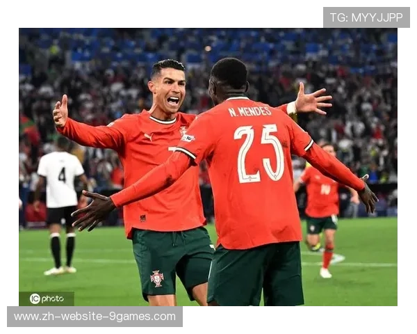 C罗完成60米狂奔破门,全网再次跪了 C罗完成60米狂奔破门,全网再次跪了